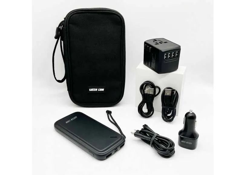 مجموعة شواحن متنقلة متعددة الإستخدامات من جرين 6 في 1 Green Lion Combo Pack Universal Travel Bag